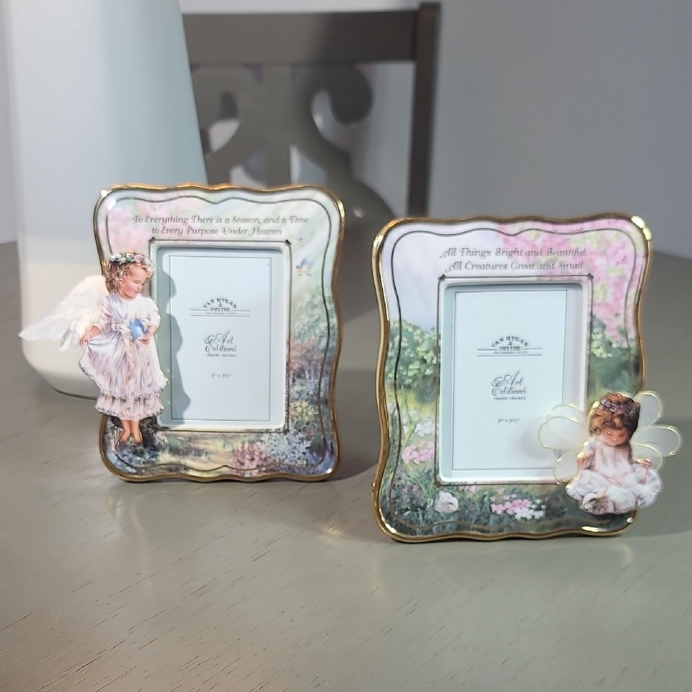 Van Hygan & Smythe Elegant Floral Picture Frame Set Of 2